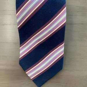 Men’s Report Collection Tie